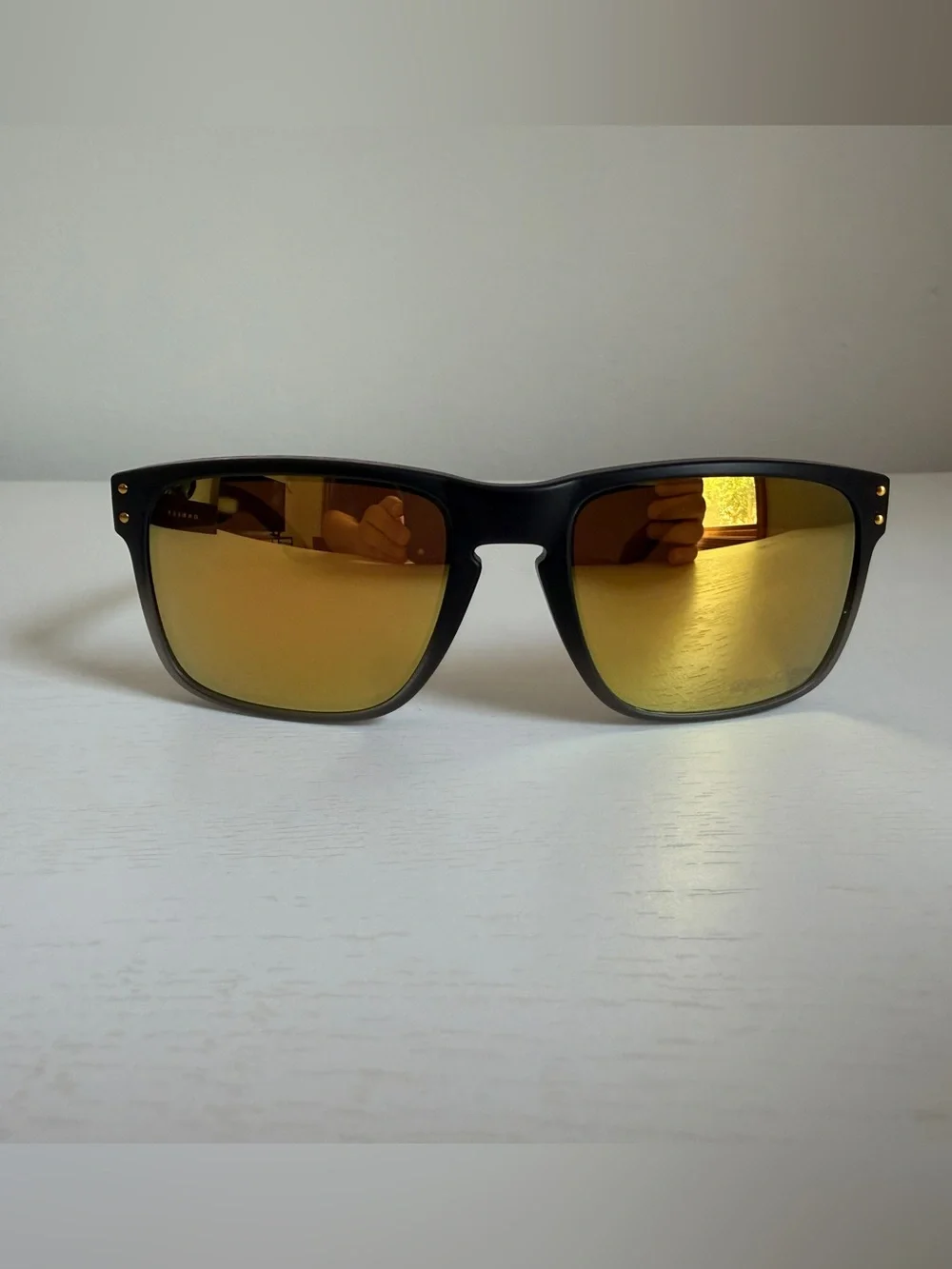 Oakley holbrook tld